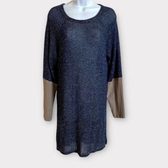 GYPSY 05 Sweater Dress - Picture 2 of 4